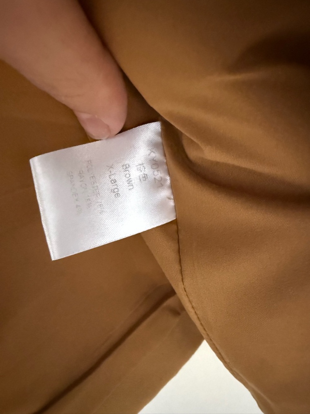 Tailored Single-Button Camel Blazer for Women - Picture 3 of 4